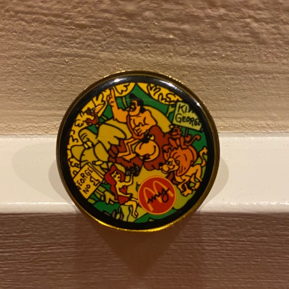 Vintage McDonalds George of the Jungle pin - Picture 2 of 3